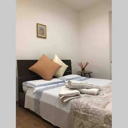 Nicole Maison Apartamento Iesi